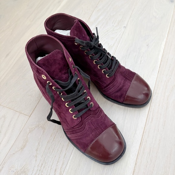 CHANEL Shoes - CHANEL Derby Wave Burgundy Leather CC Lace-up Ankle Boots 40C